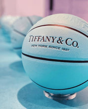 Load image into Gallery viewer, Dream Basketball Limited Edition