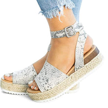 Load image into Gallery viewer, Women Platform Plus Size Sandals