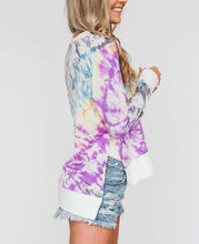 Load image into Gallery viewer, Gradient color printing round neck long-sleeved t-shirt female models