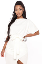 Load image into Gallery viewer, Please Hold Midi Dress - Ivoryxiugai123123
