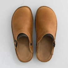 Load image into Gallery viewer, Men's Soft Leather Slippers
