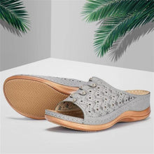 Load image into Gallery viewer, Premium Orthopedic Toe Sandals【Buy 2 free shipping】
