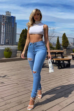 Load image into Gallery viewer, Hannah High Rise Jeans - Light Blue Wash
