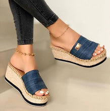 Load image into Gallery viewer, Platform Sandals
