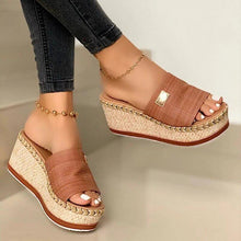Load image into Gallery viewer, Platform Sandals
